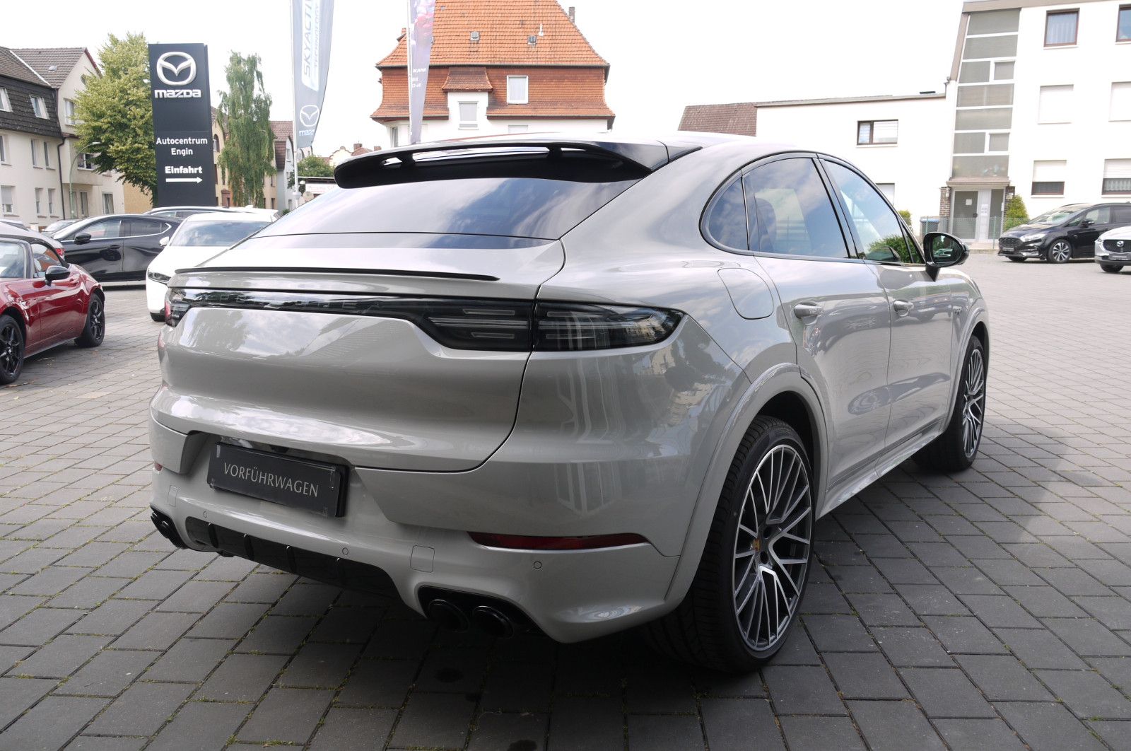 Porsche Cayenne E-Hybrid Platinum Edition*ACC*LUFT*PANO*