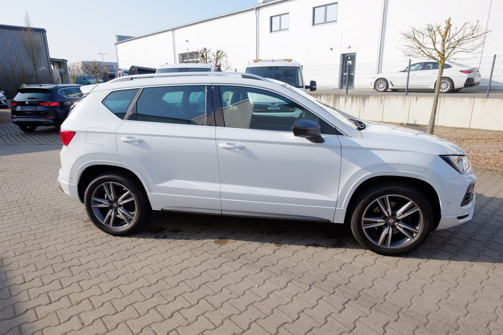 Seat Ateca FR 2.0 TDI DSG 4WD/Pano/Navi/AHK/Kam/ACC