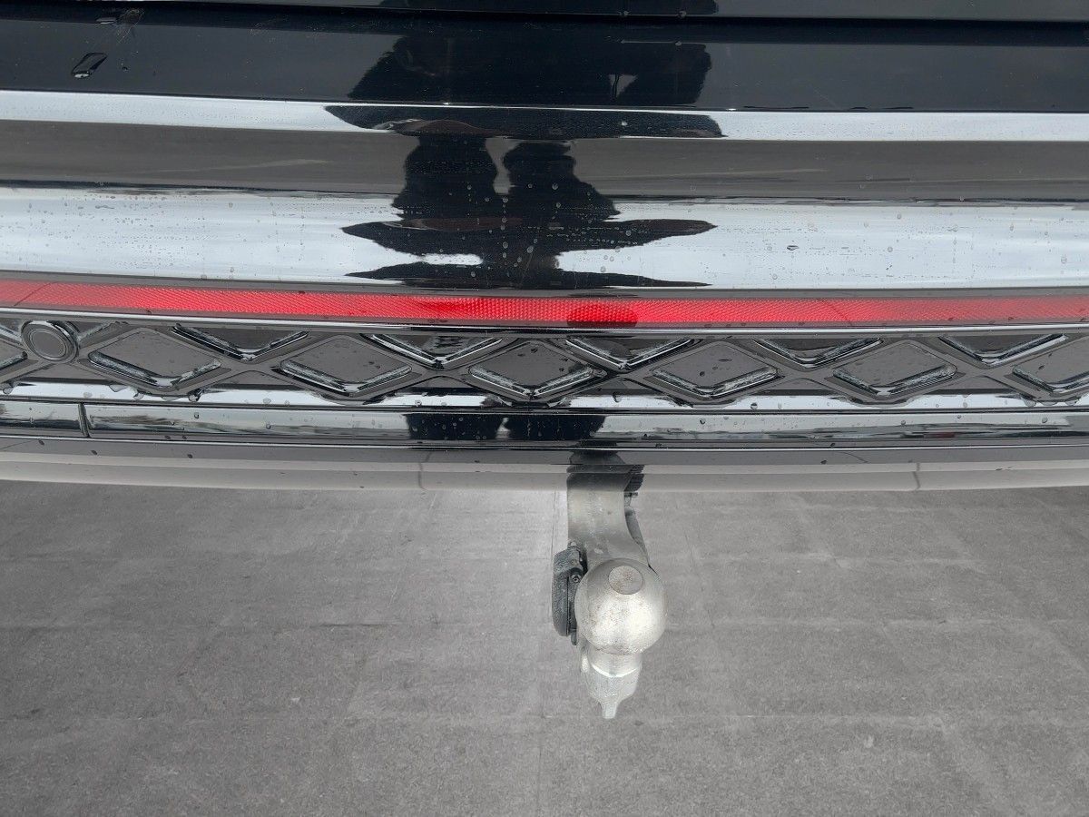 Volkswagen Tiguan 1.5 TSI DSG eHybrid Leder Navi P-Dach AHK