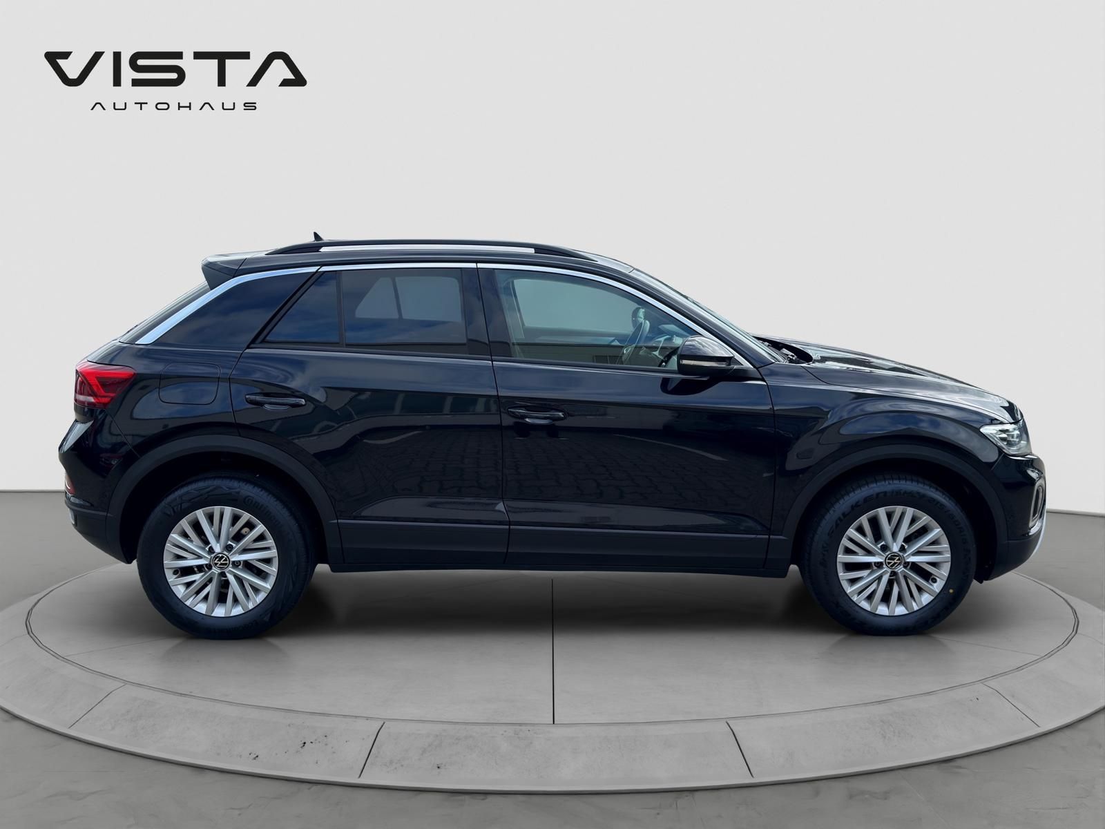 Volkswagen T-Roc Life 2.0 TDI - Samsaru's Car Outlet