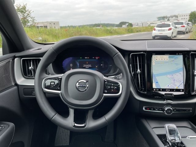 Volvo XC60 Plus Black Edition Recharge Plug-In Hybrid