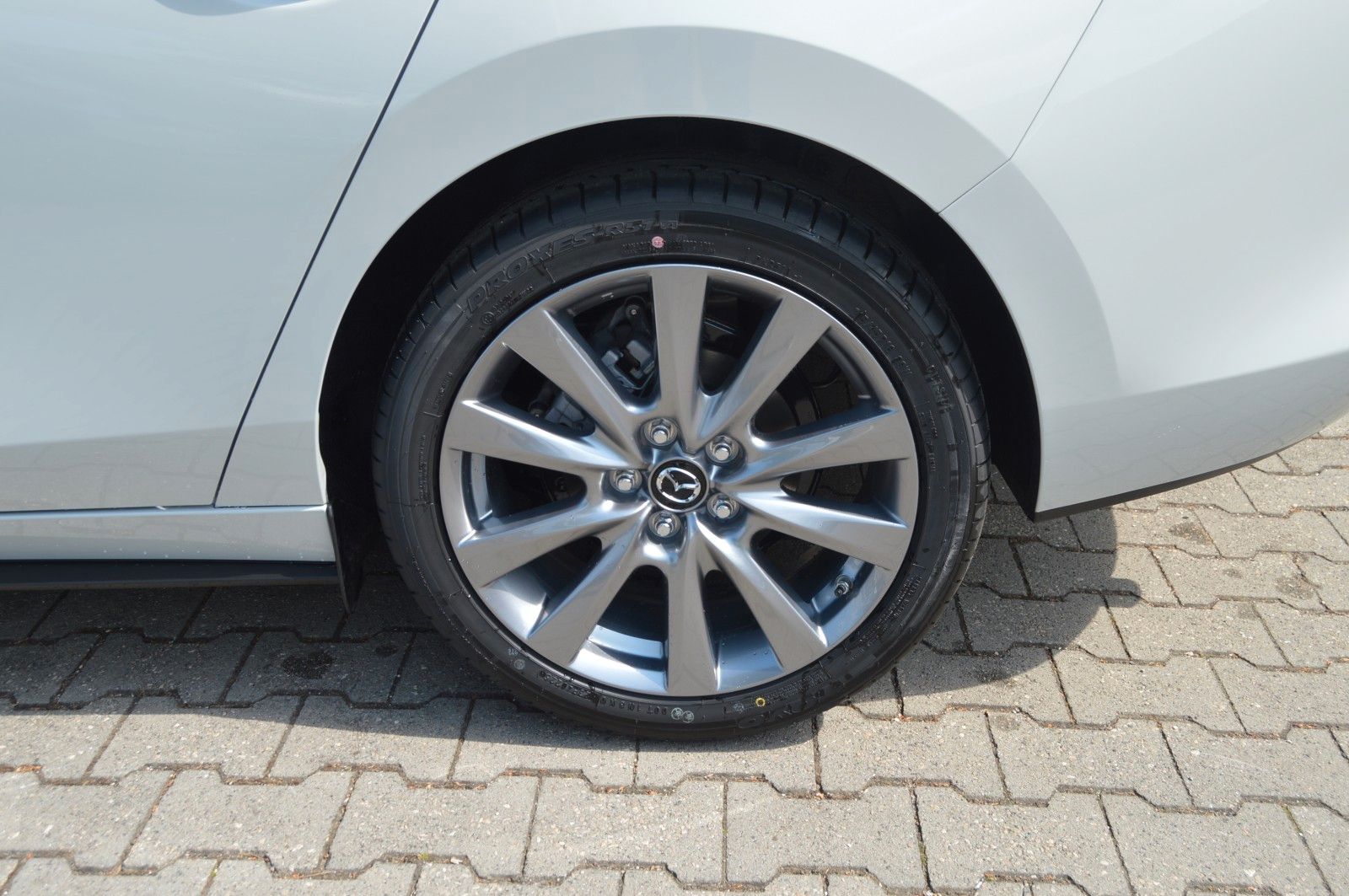 Mazda 3 Benzin 140PS 6AG Exclusive-line 4-Türer SHZ