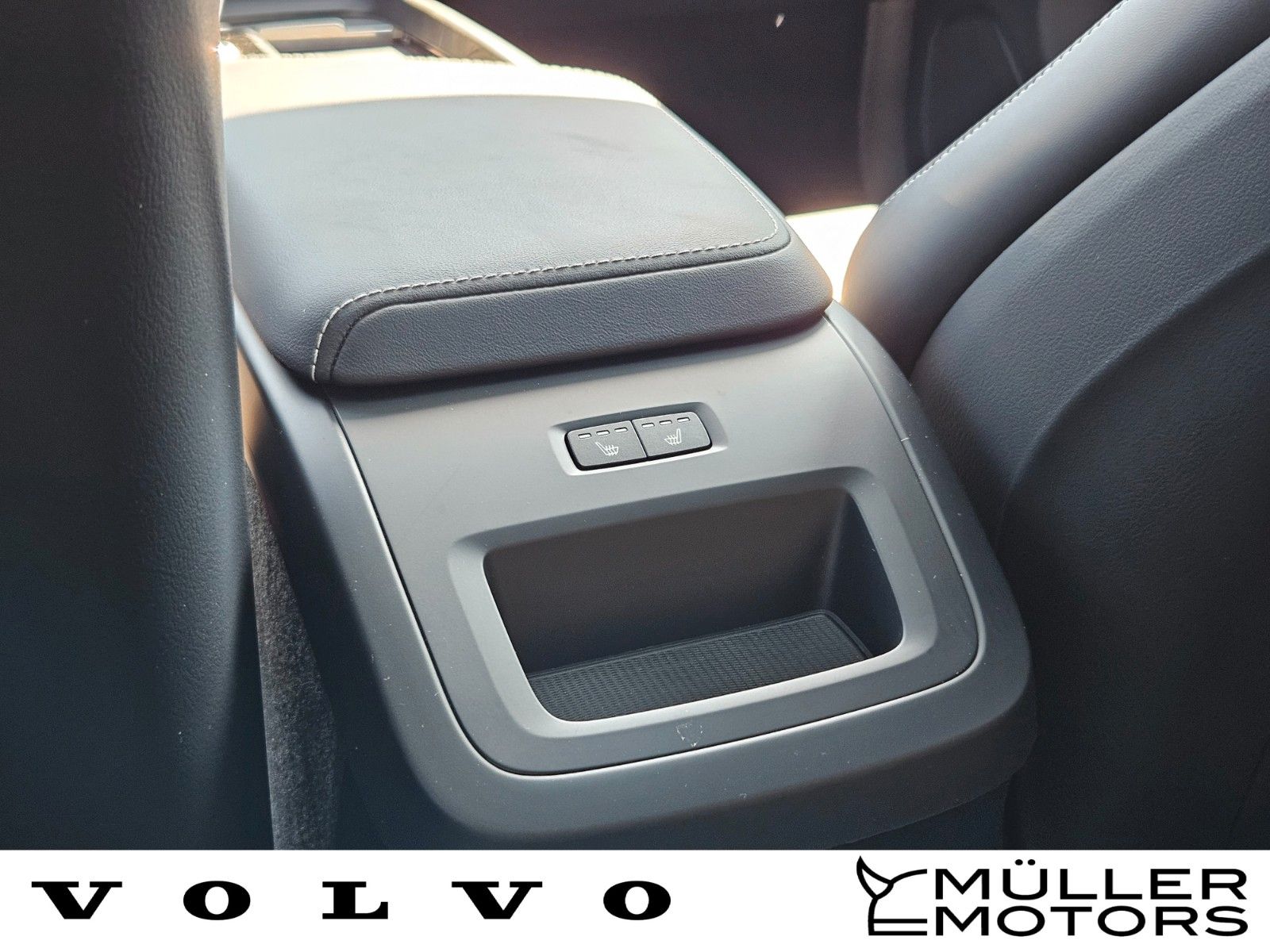 Volvo XC 60 Plus Dark AWD