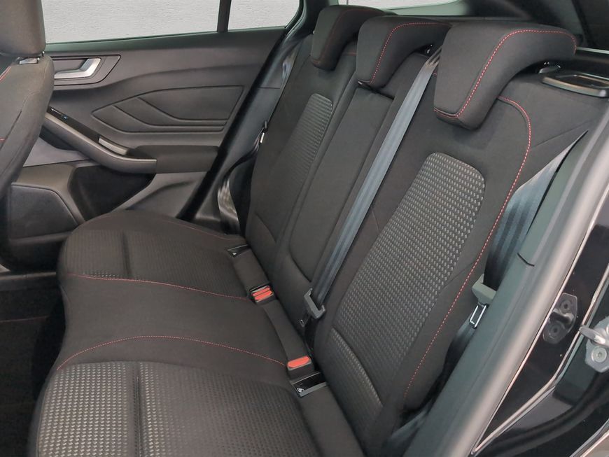 Ford Focus Turnier 1.0 EcoBoost Hybrid Aut. ST-LINE X