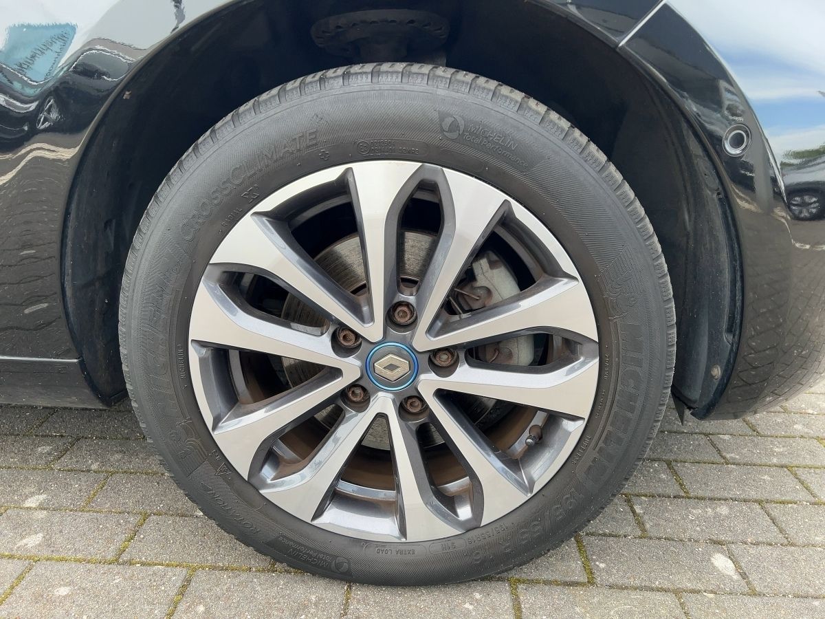 Renault ZOE INTENS - Samsaru's Car Outlet