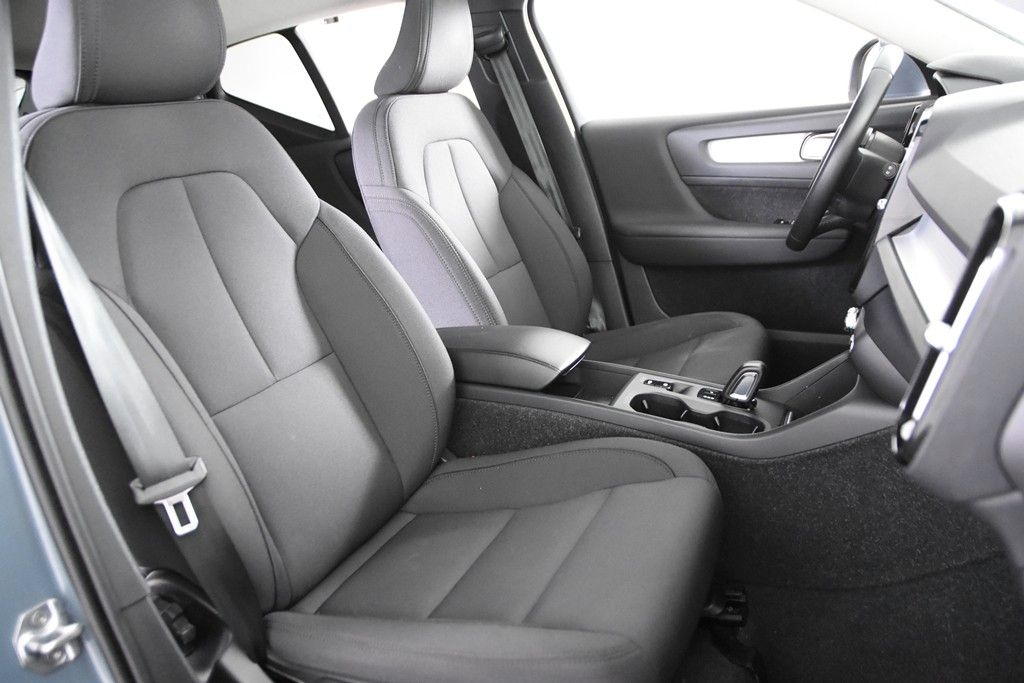 Volvo XC40 T4 Recharge - Samsaru's Car Outlet