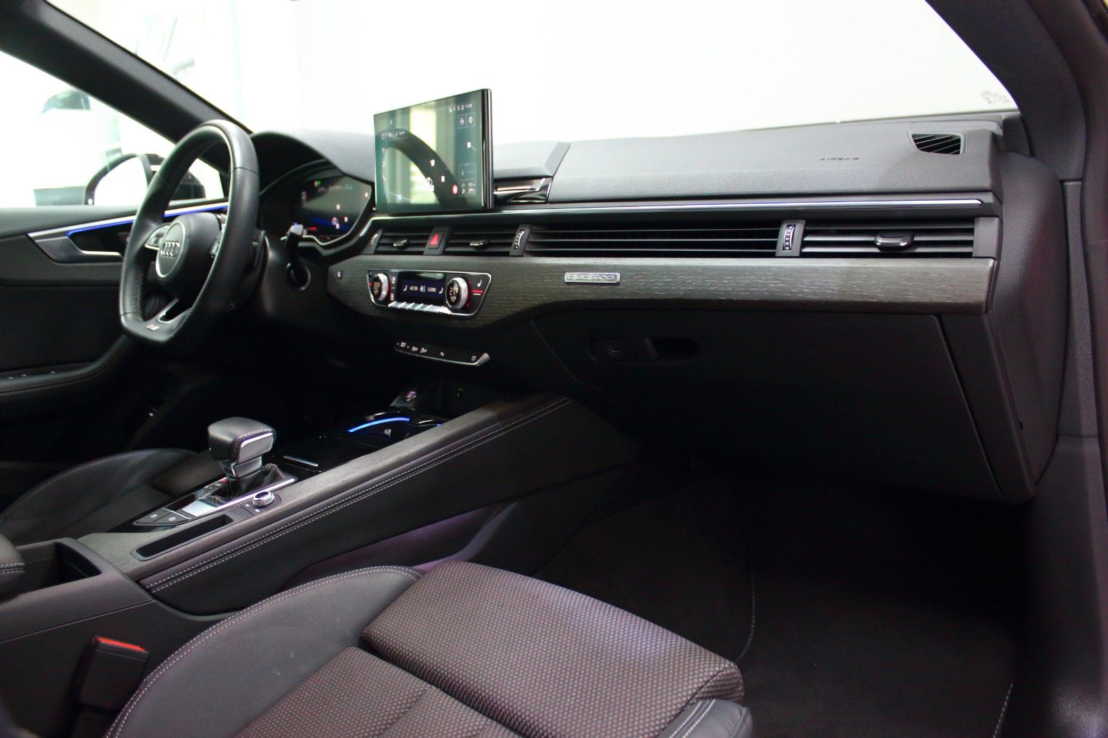 Audi A5 40 TFSI S tr QUATTRO SB~3xS-LINE+UNFALLFREI+R