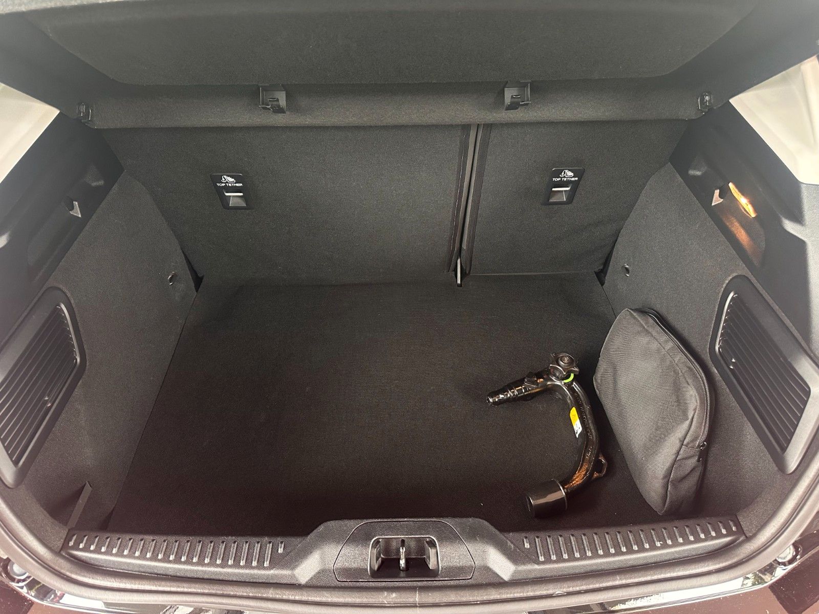 Ford Focus Lim. Titanium| Navi | LED | Assistenzpaket