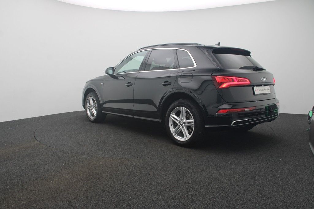 Audi Q5 50 TFSI e quattro S line - Samsaru's Car Outlet