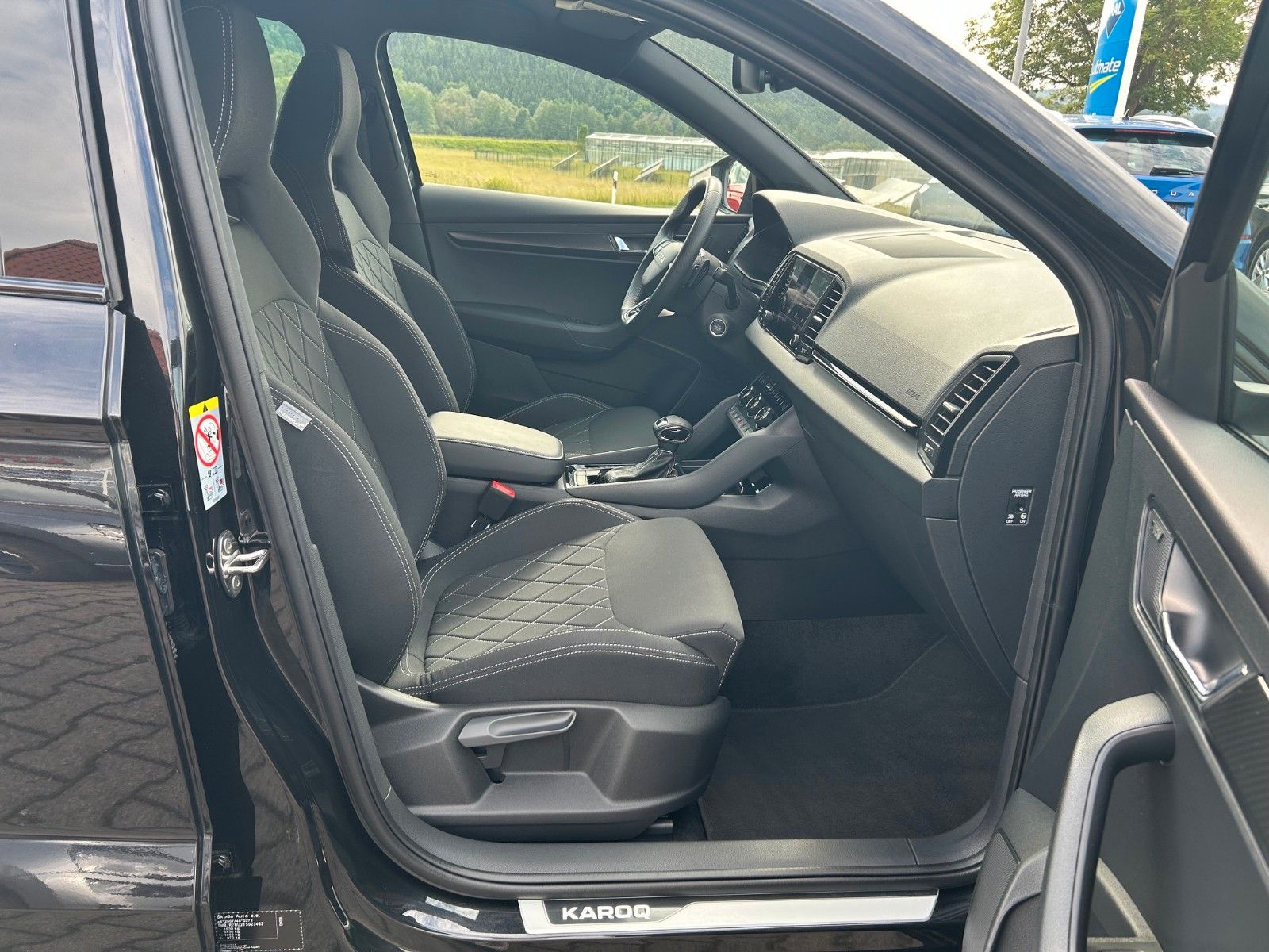 Skoda Karoq FL 1.5 DSG Sportline AHK 1.5Assist+ 5JGara