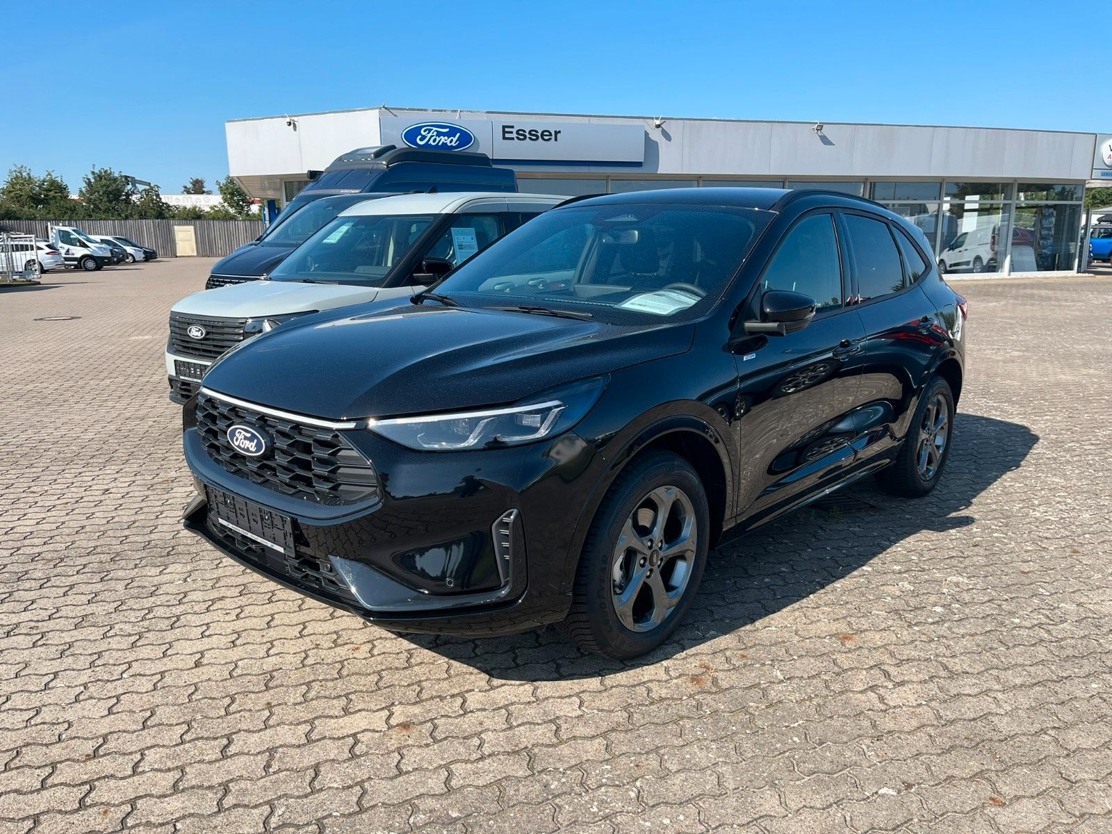 Ford Kuga ST-Line 2.5 FHEV 4x4 - Samsaru's Car Outlet