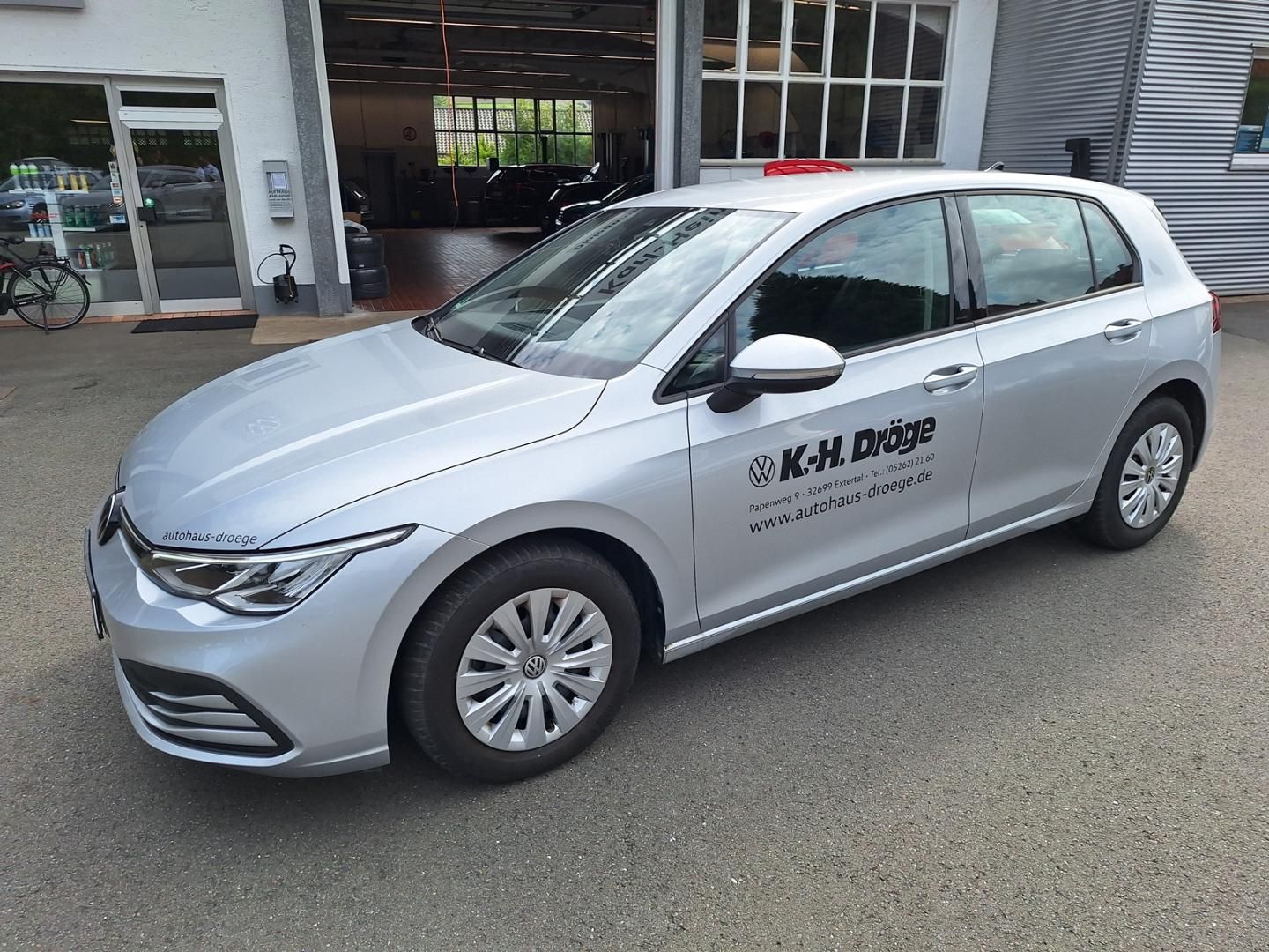 Volkswagen Golf 1.0 TSI - Samsaru's Car Outlet