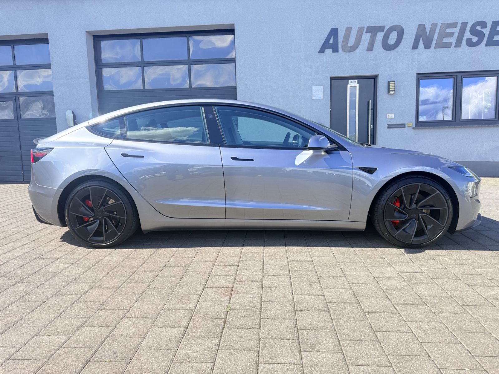 Tesla Model 3 Performance Highland 2025 | Quichsilber
