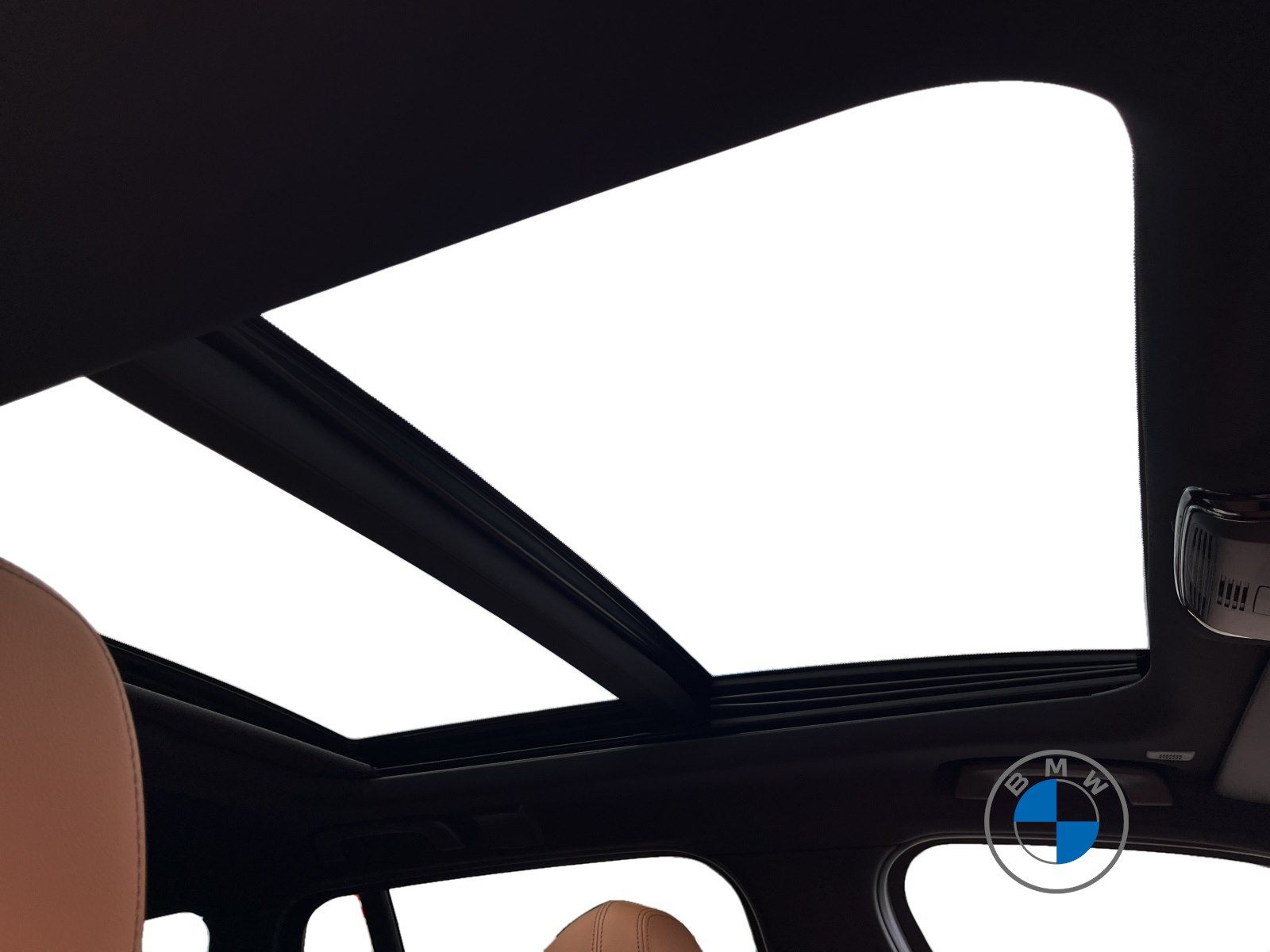 BMW 330e xDrive Touring M Sport Pro AHK Pano ACC H/K