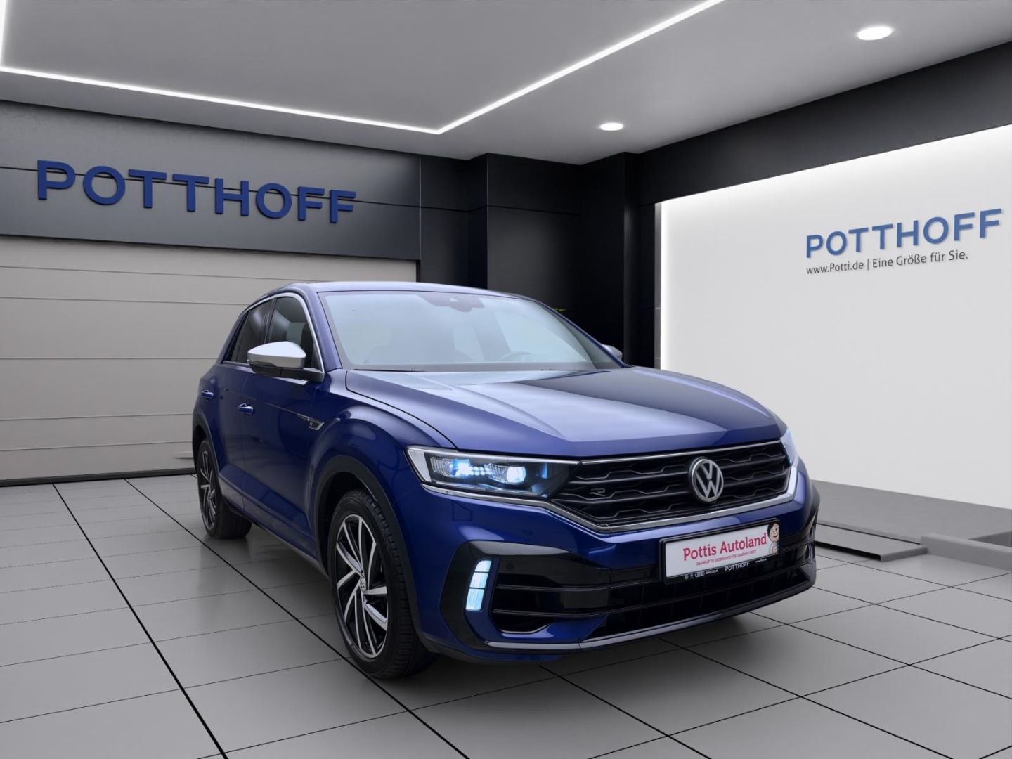 Volkswagen T-Roc 4M R - Samsaru's Car Outlet