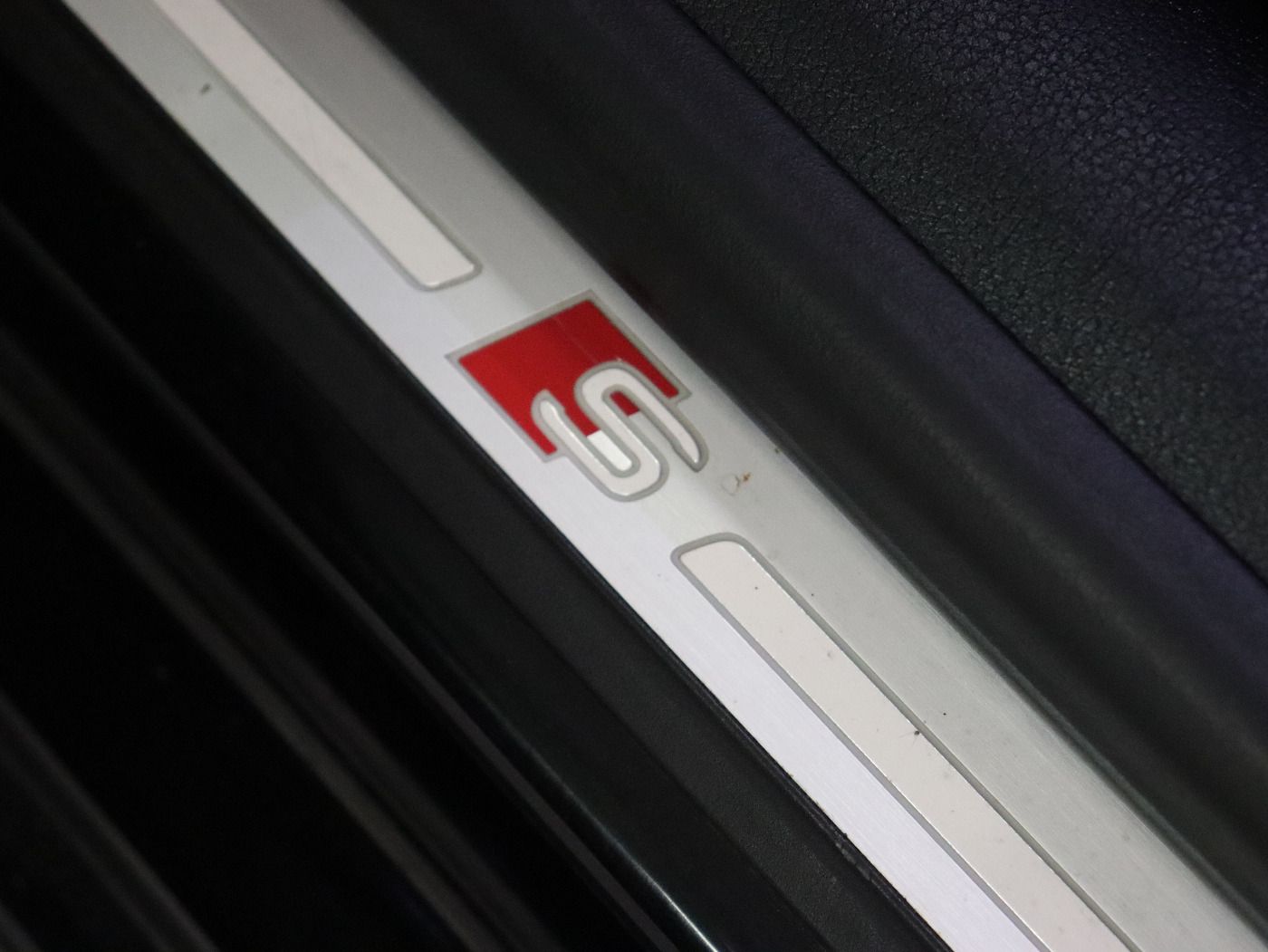 Audi A3 Cabriolet 40TFSI quattro S-Line - Samsaru's Car Outlet