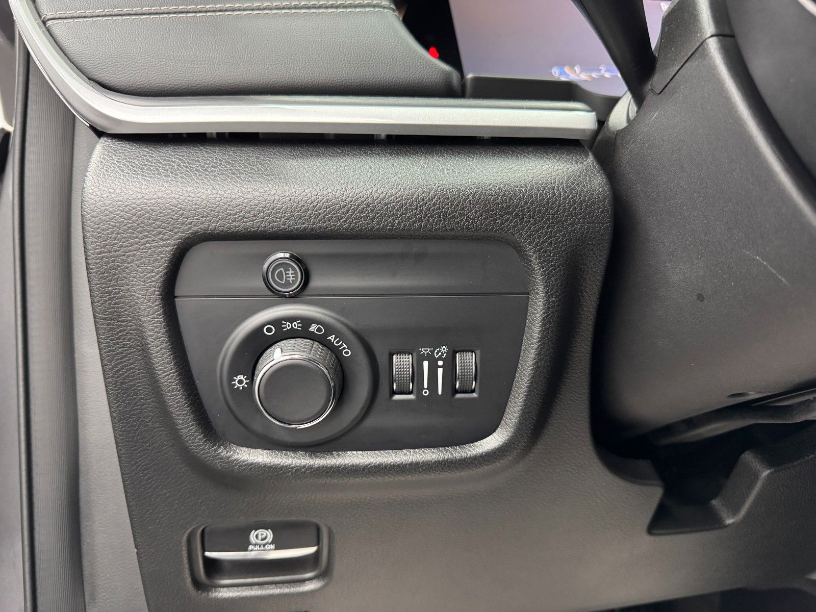 Jeep Grand Cherokee L Laredo 4x4/Unfallfrei!/Akh-3,1T