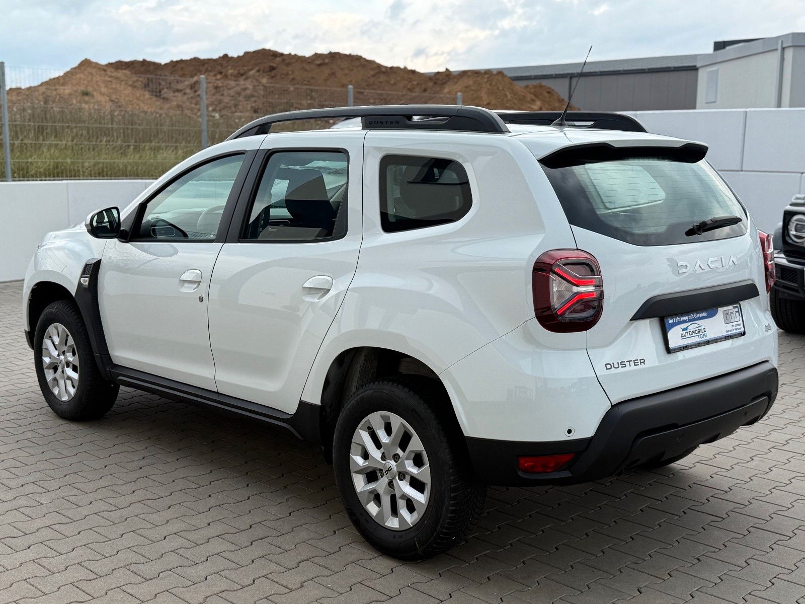 Dacia Duster II Expression 4WD - Samsaru's Car Outlet
