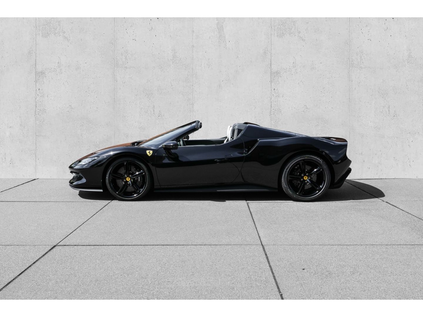 Ferrari 296 GTS - Samsaru's Car Outlet