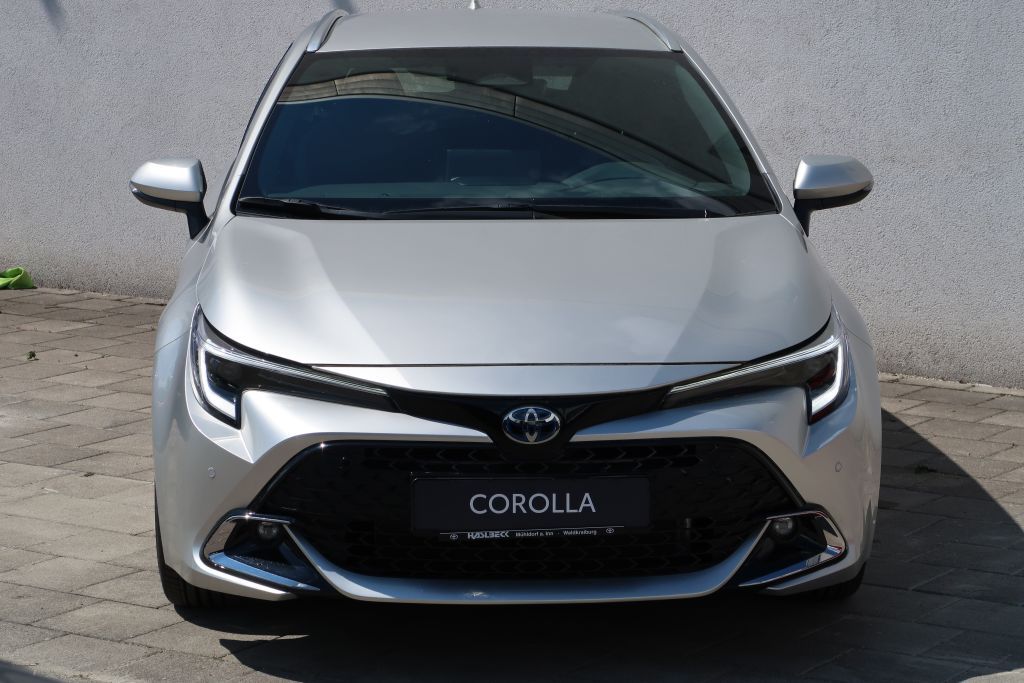 Toyota Corolla 2.0 Hybrid Touring Sports Team Deutschla
