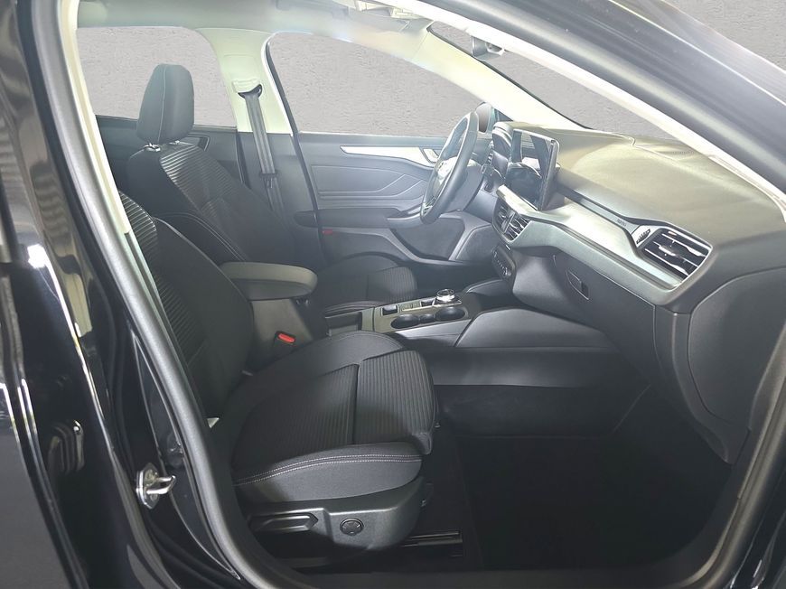Ford Focus Turnier 1.5 EcoBlue  Aut. TITANIUM EDITION