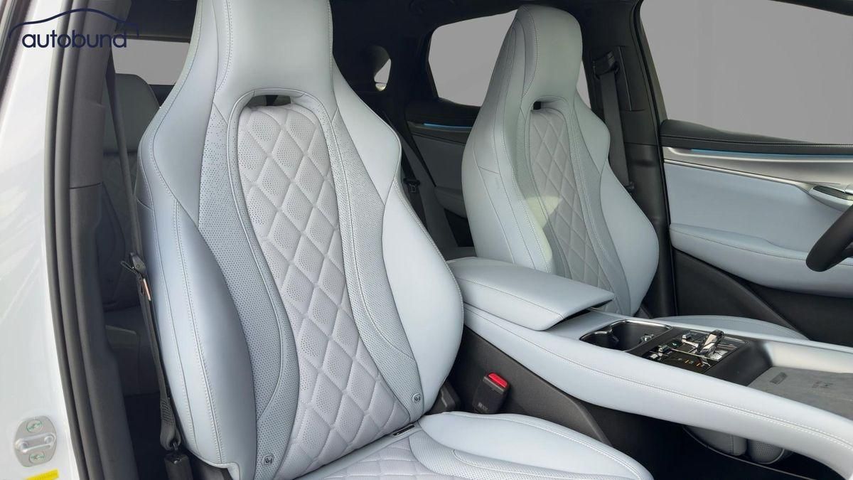 BYD Sealion 7