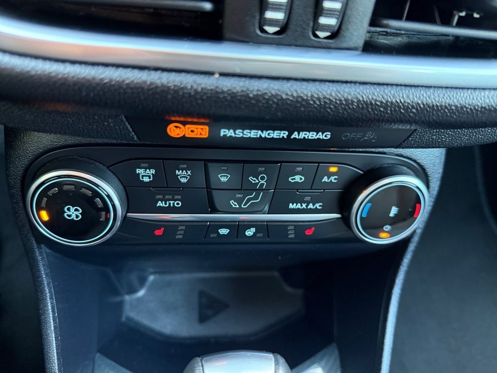Ford Fiesta 1.0 EcoBoost Hybrid S&S Aut. - Samsaru's Car Outlet