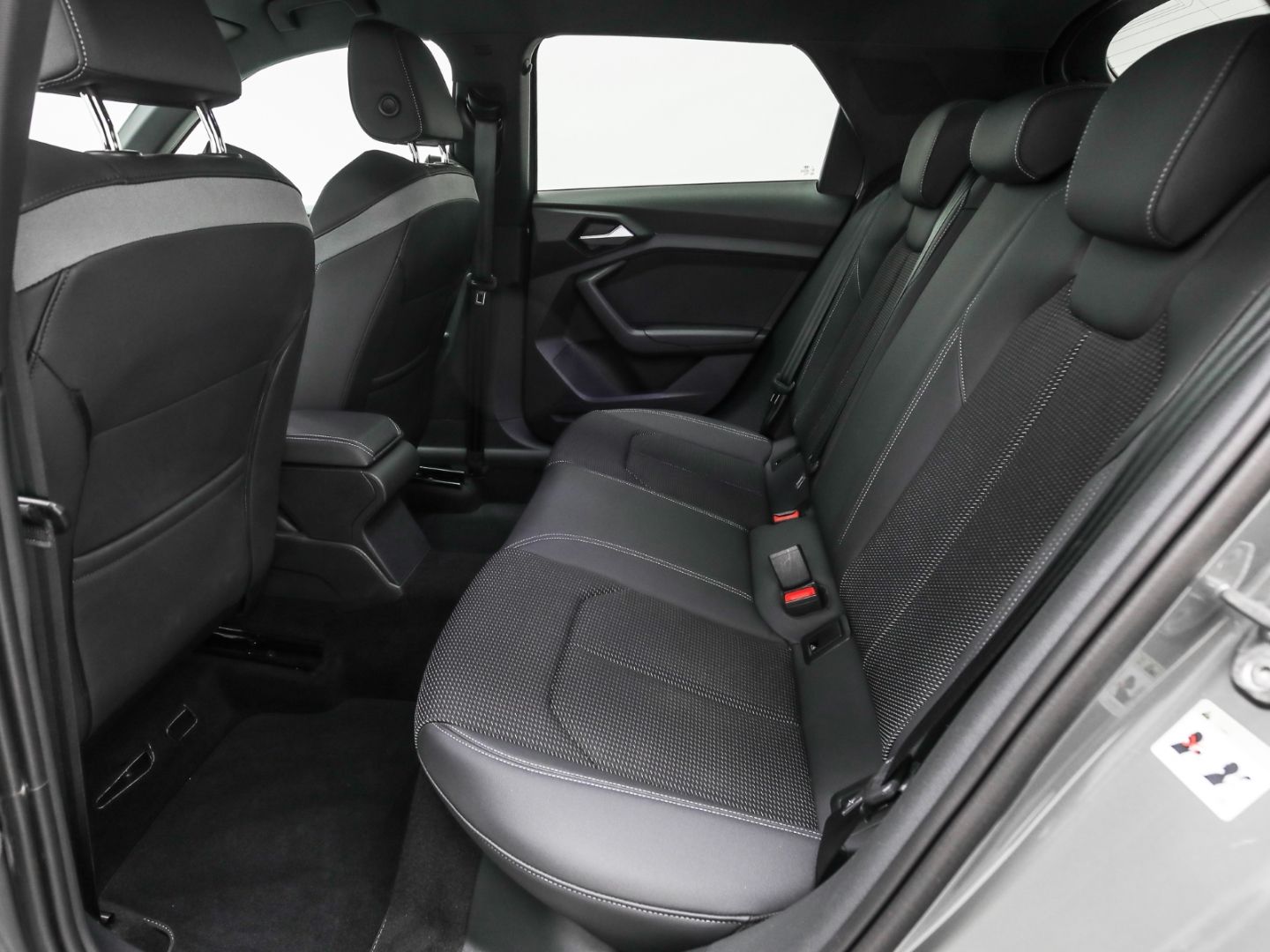 Audi A1 Sportback 40 TFSI S line Competition - Samsaru's Car Outlet