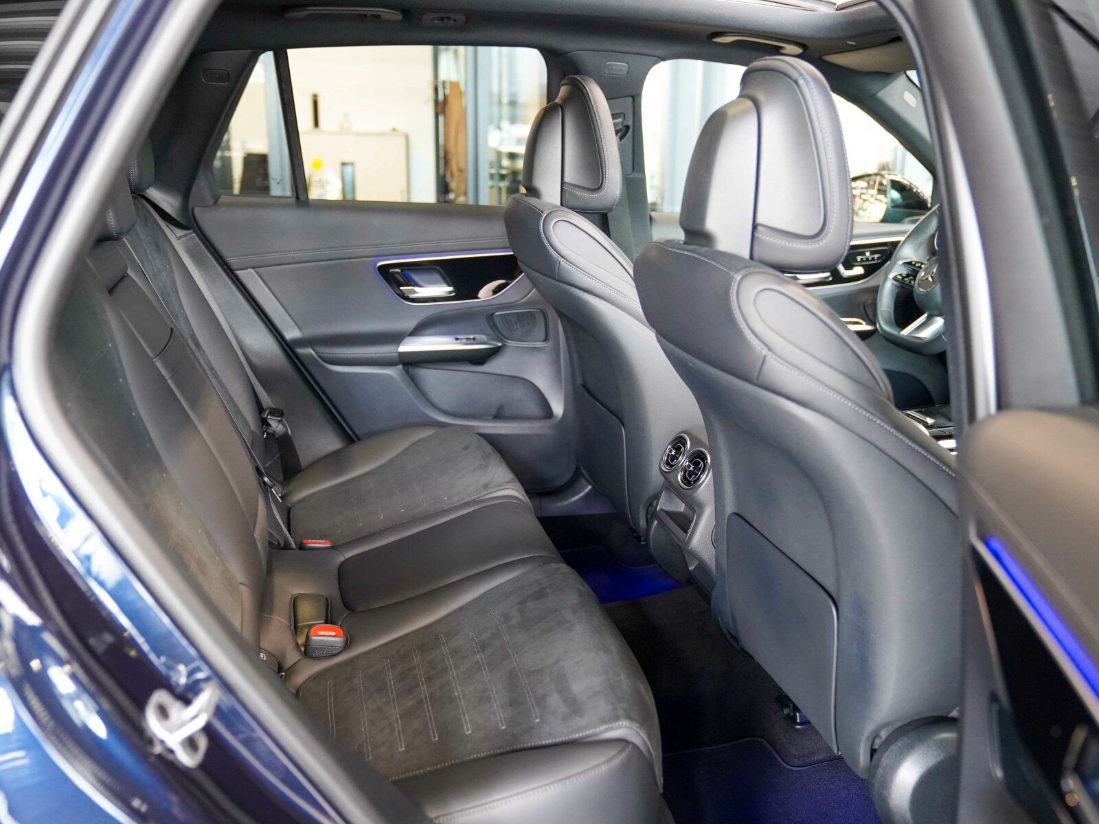 Mercedes-Benz GLC 300 d 4M AMG Line - Samsaru's Car Outlet