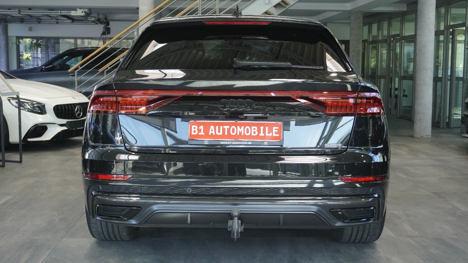 Audi Q8 50 TDI S-LINE*COMPETITION-PLUS*LUFT*CARBON*22