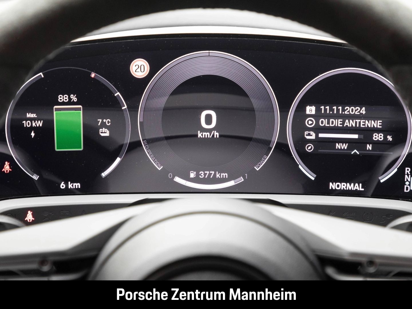 Porsche Taycan Sport Turismo SurroundView InnoDrive HD-M