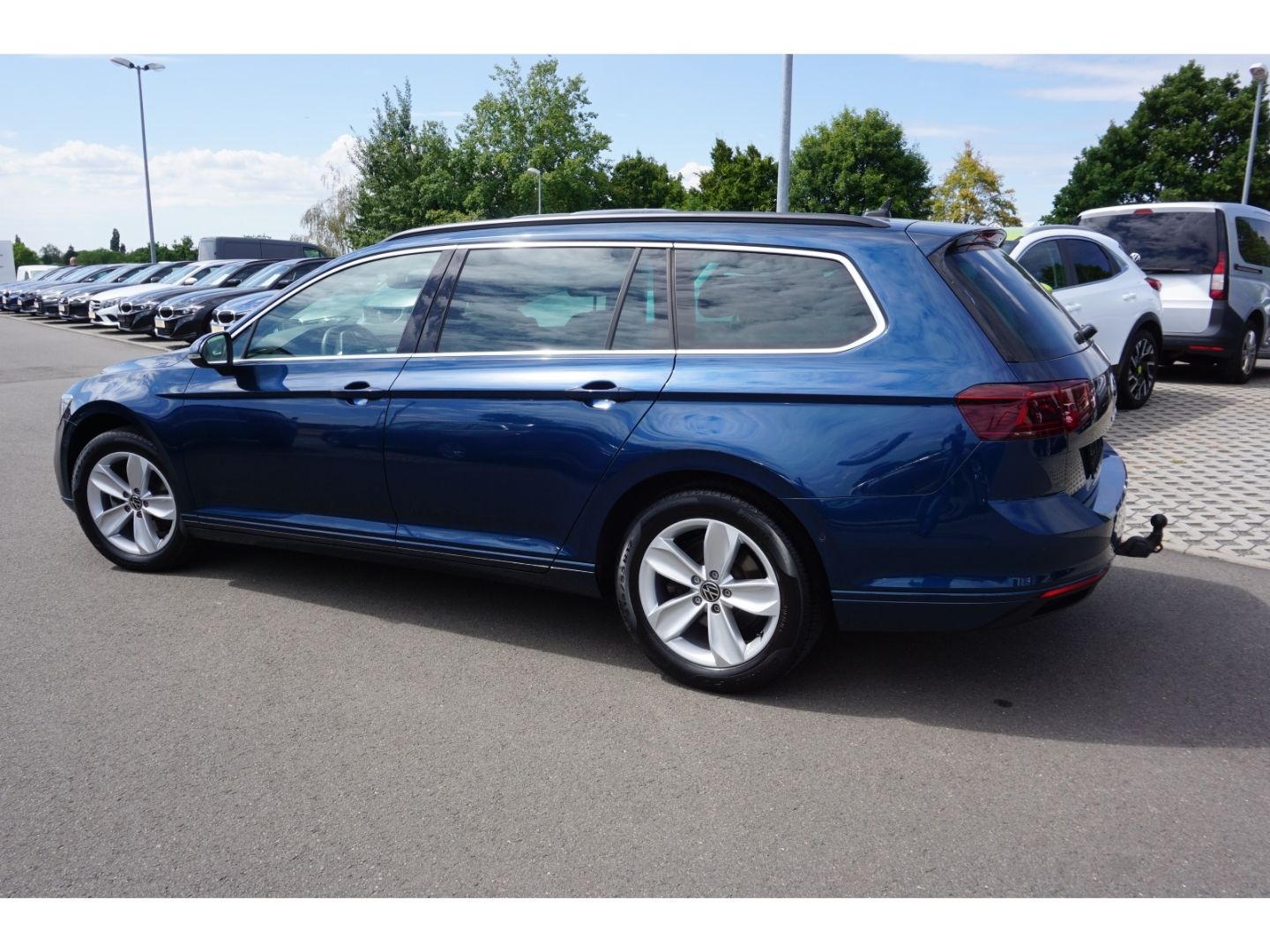 Volkswagen Passat 2.0 TSI DSG - Samsaru's Car Outlet