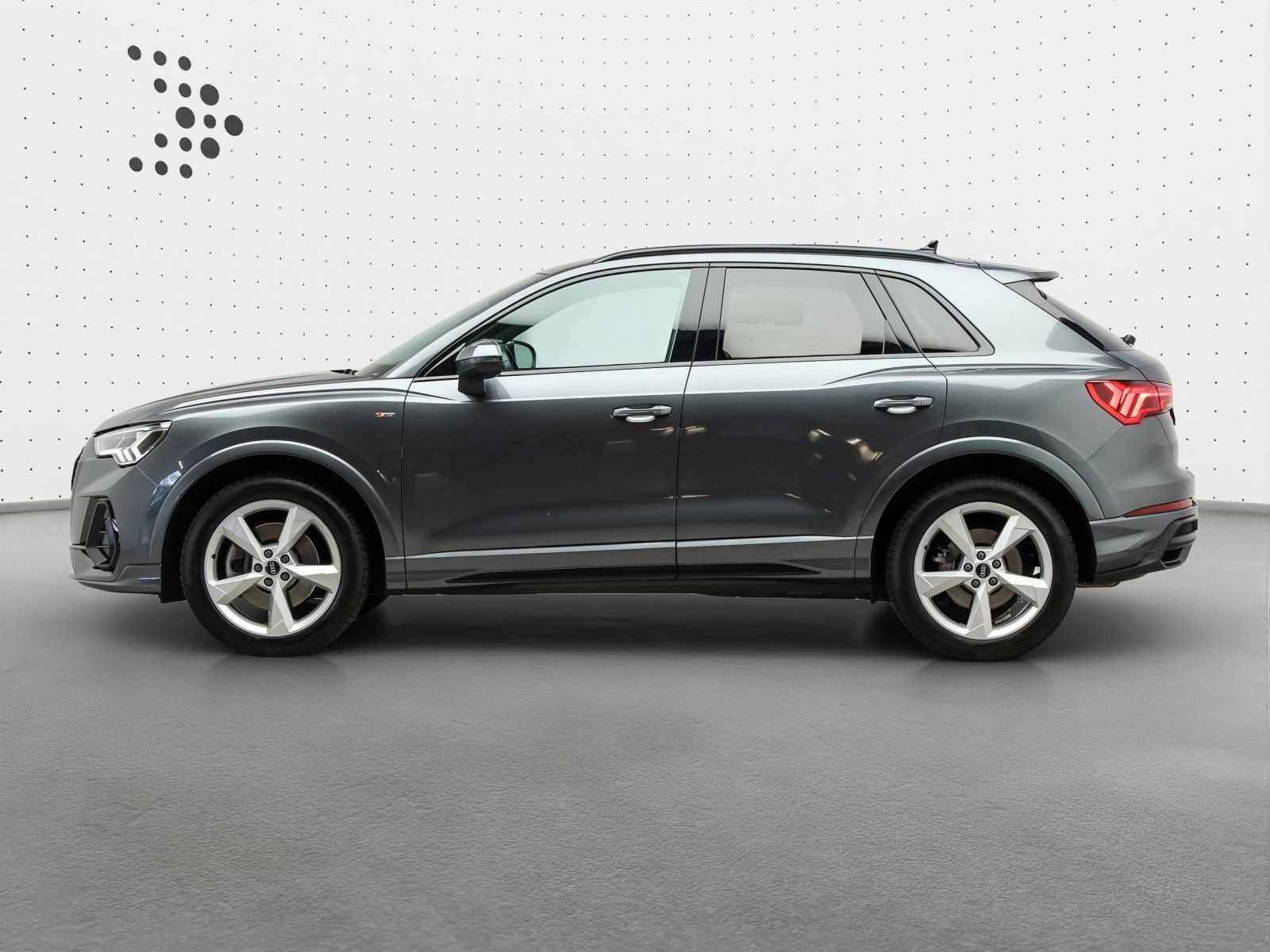 Audi Q3 S line 40 TDI quattro - Samsaru's Car Outlet