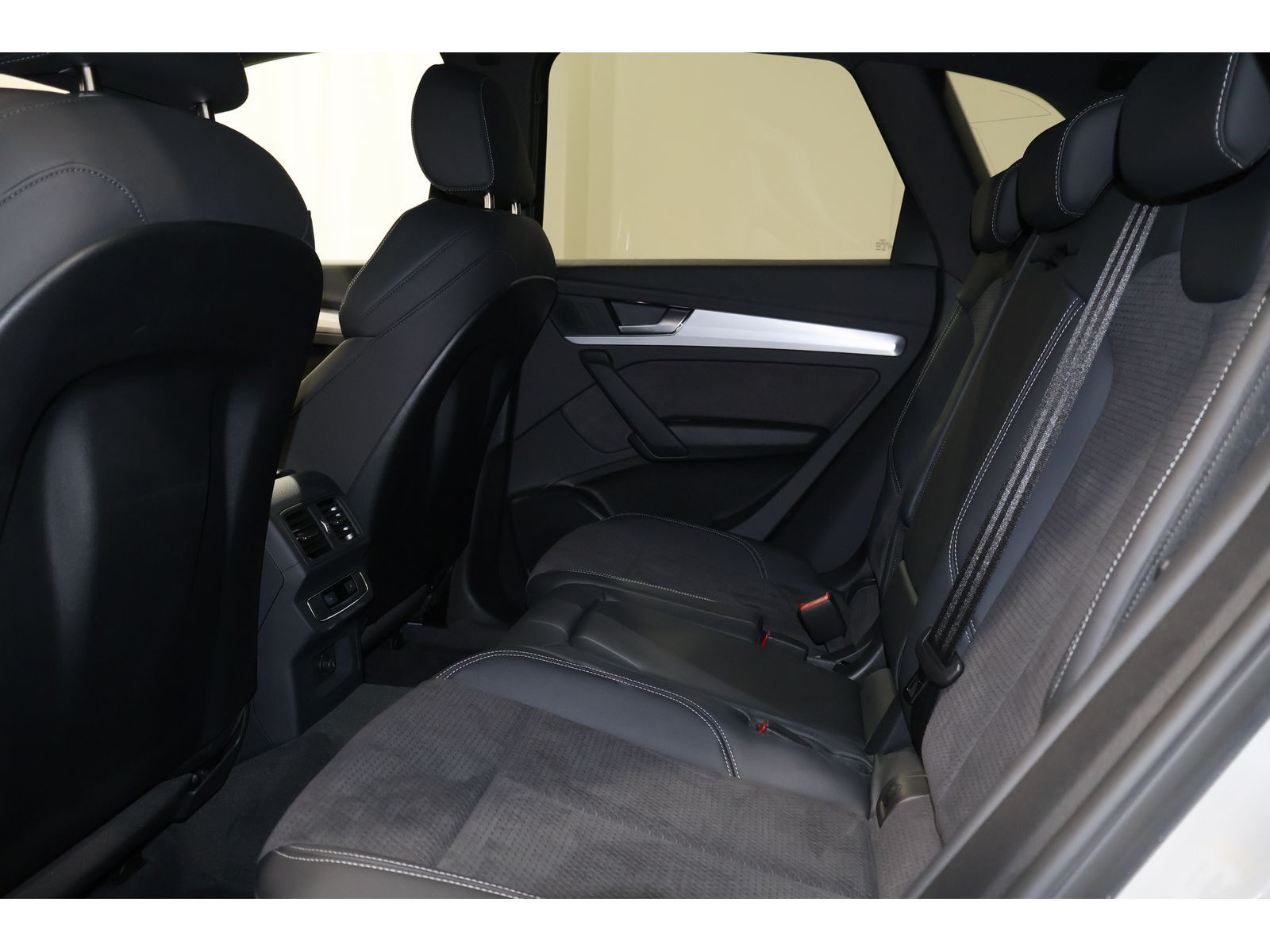 Audi Q5 40 TDI quattro S line AHK*RFK*ACC
