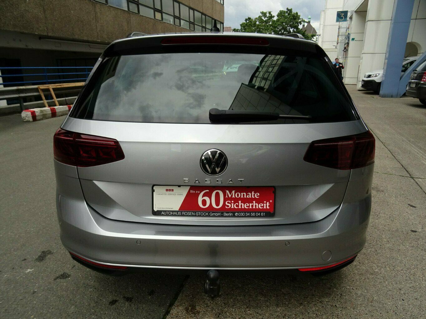 Volkswagen Passat Variant 2.0 TDI Autom - Samsaru's Car Outlet