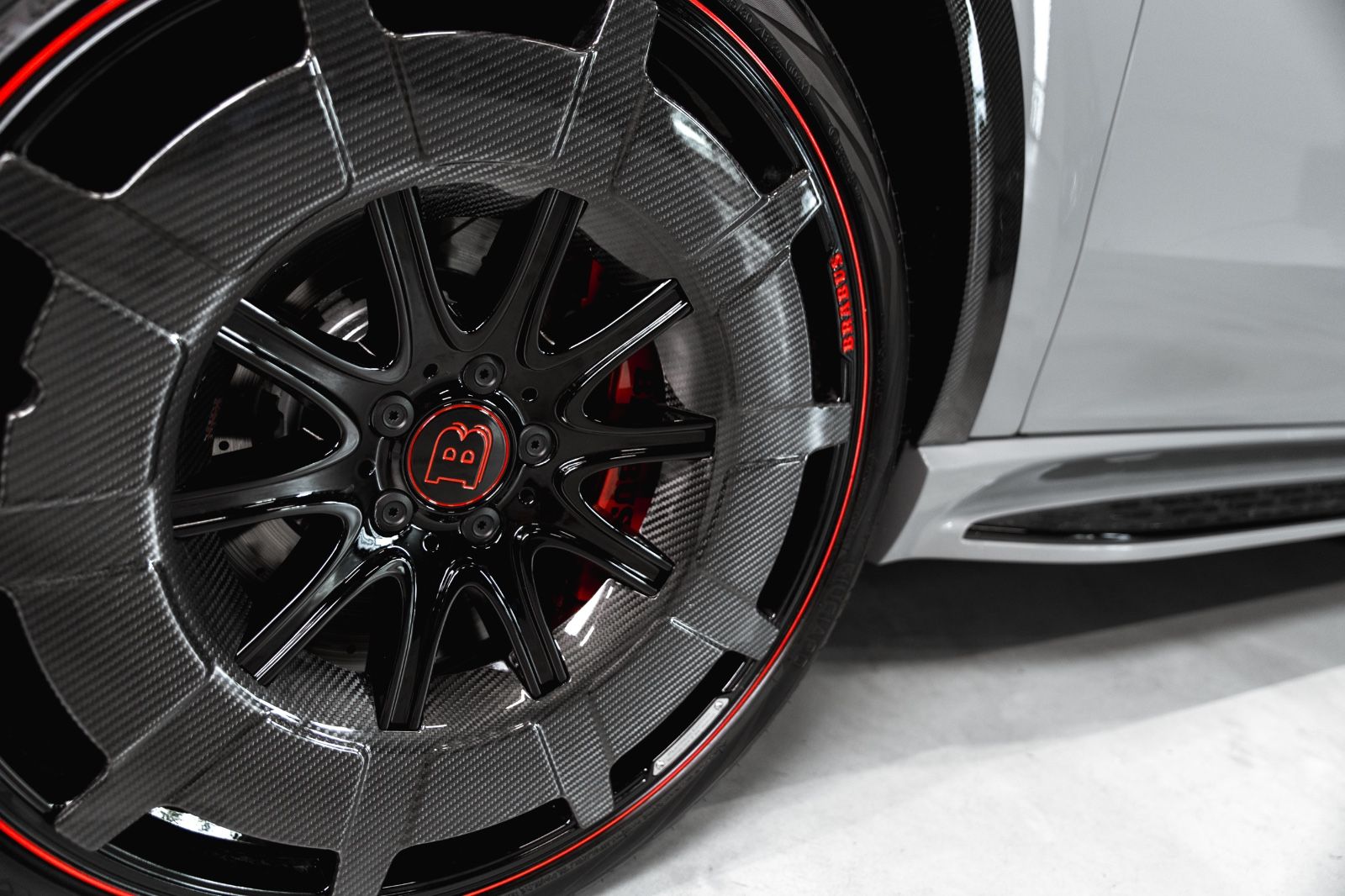 Mercedes-Benz Mercedes-AMG GLE AMG 63 S BRABUS ROCKET 900 1/25