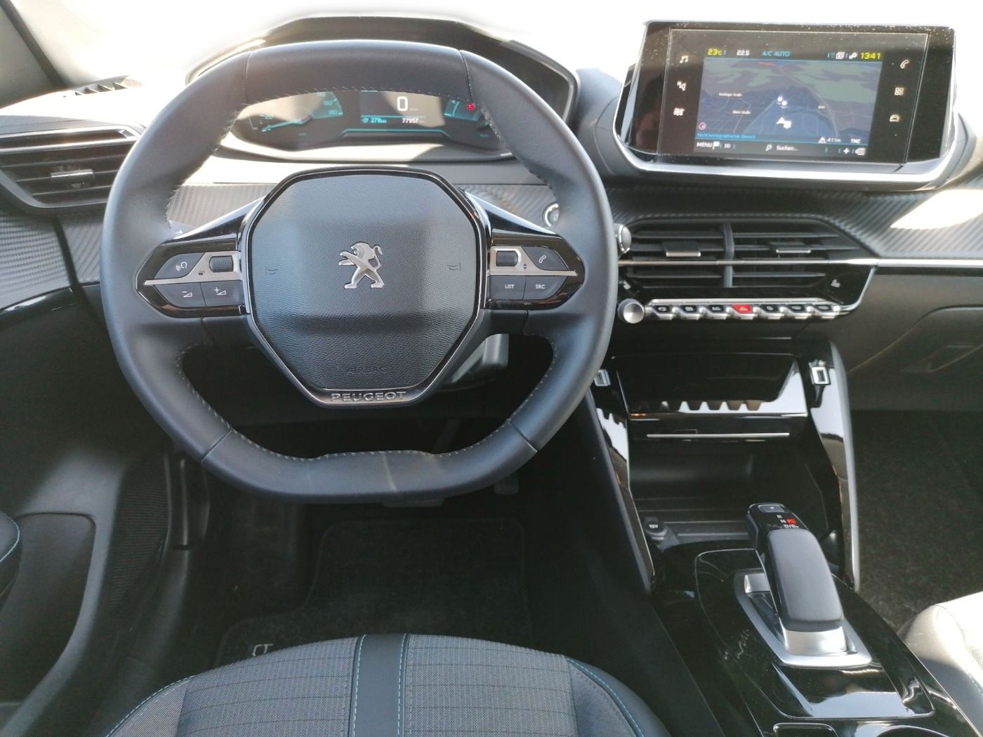 Peugeot 208 e- Allure - Samsaru's Car Outlet