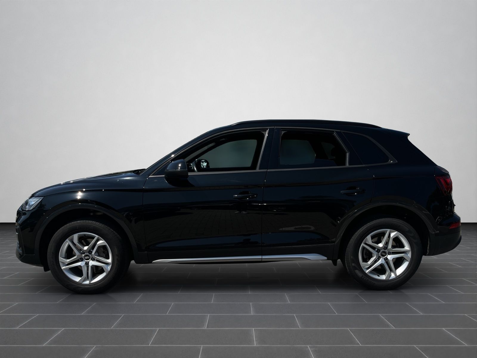 Audi Q5 Advanced 40 TDI qu. S tronic - Samsaru's Car Outlet