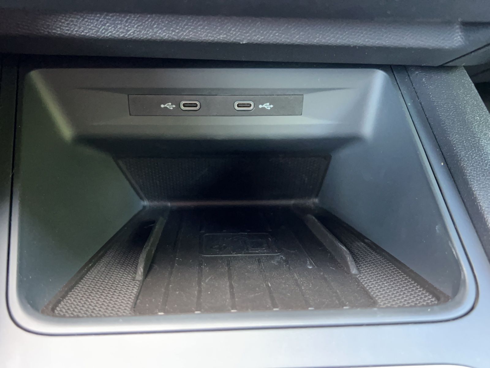 Seat Leon Sportstourer 2.0 TDI DSG Xcellence - Samsaru's Car Outlet
