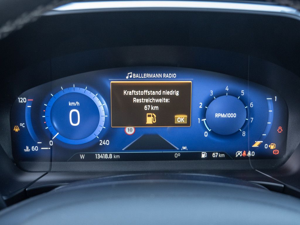 Ford KUGA VIGNALE - Samsaru's Car Outlet