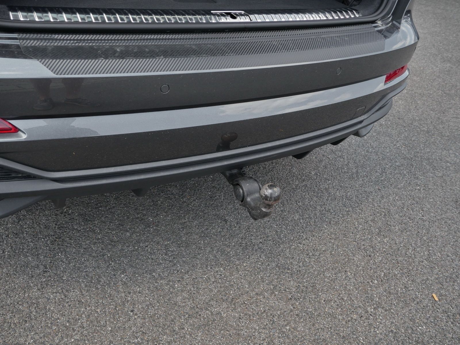 Audi Q3 40 TFSI qu. S line - Samsaru's Car Outlet