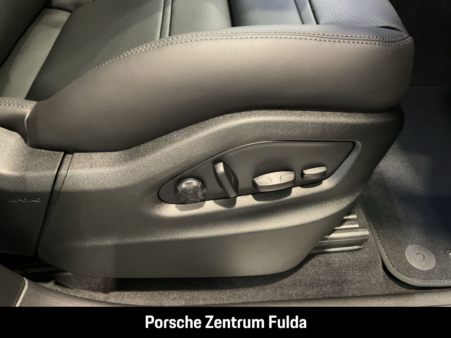 Porsche Cayenne E-Hybrid LED-Matrix Panoramadach BOSE