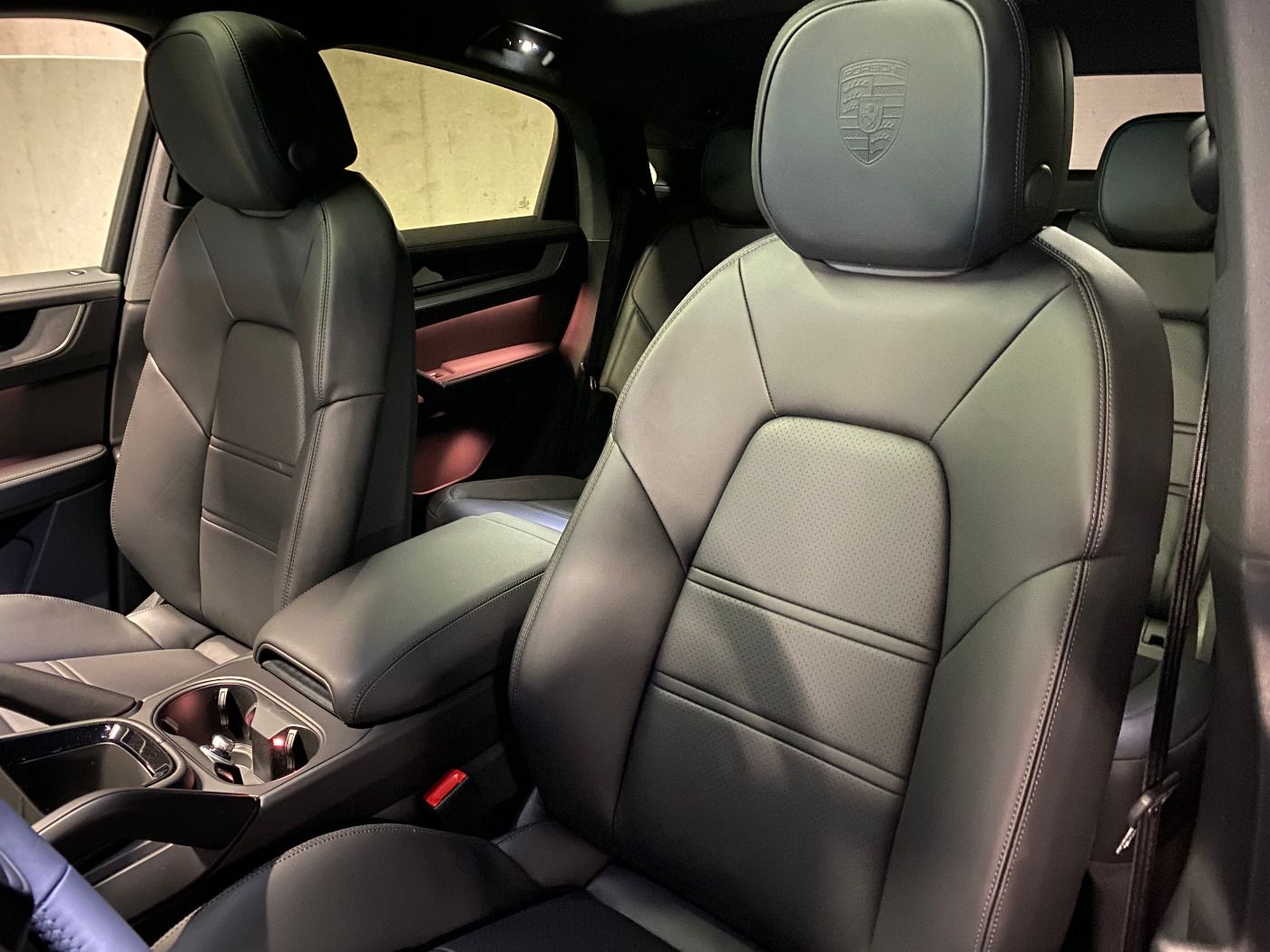 Porsche Cayenne E-Hybrid Coupe | Adaptive Luftfederung |