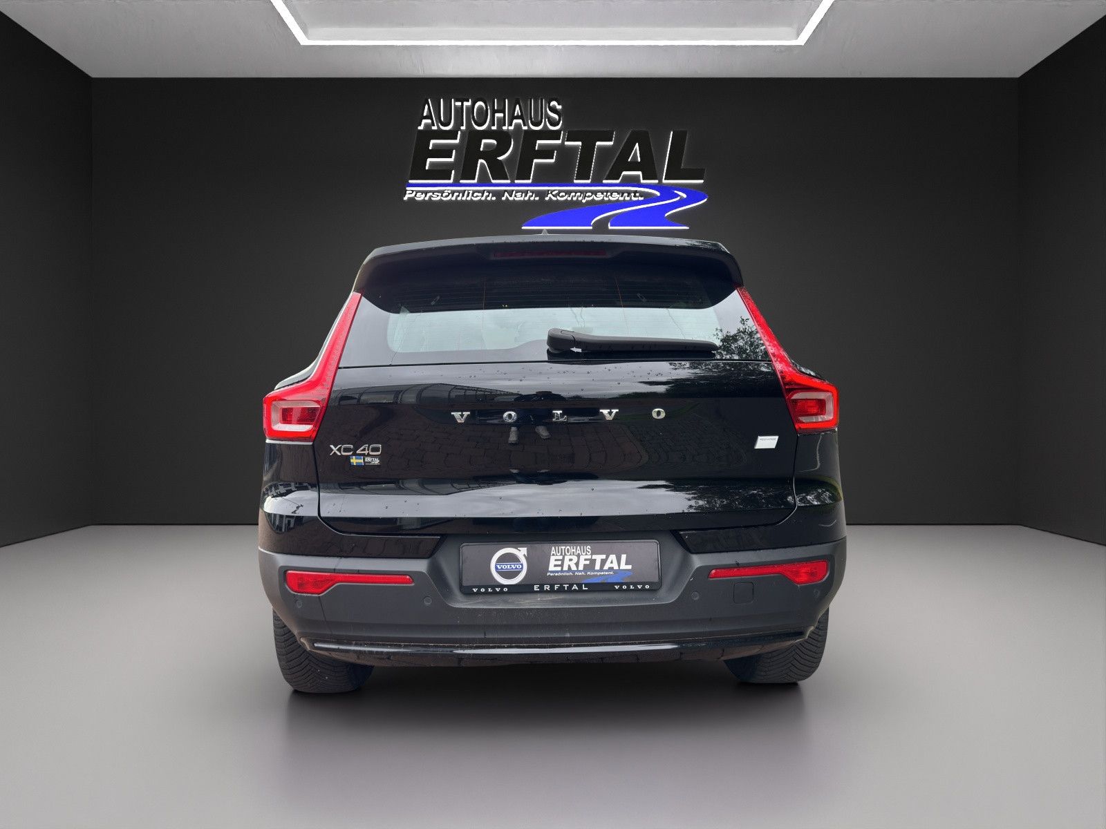 Volvo XC40 Plus Recharge Pure Electric 2WD