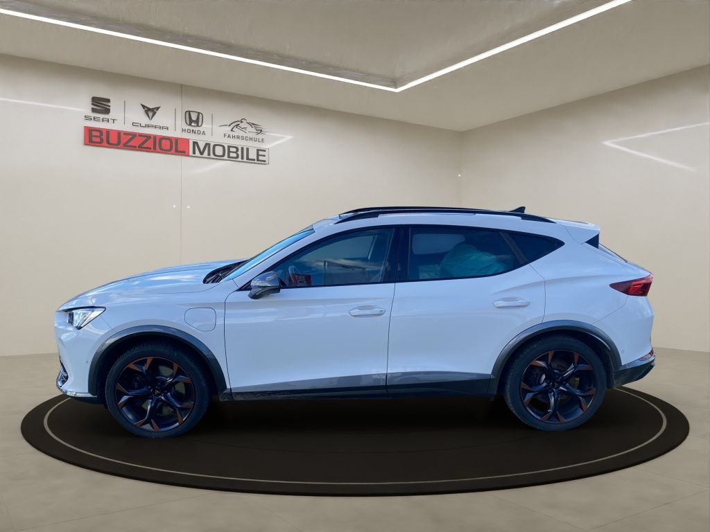 Cupra Formentor VZ 1.4 e-Hybrid DSG - Samsaru's Car Outlet