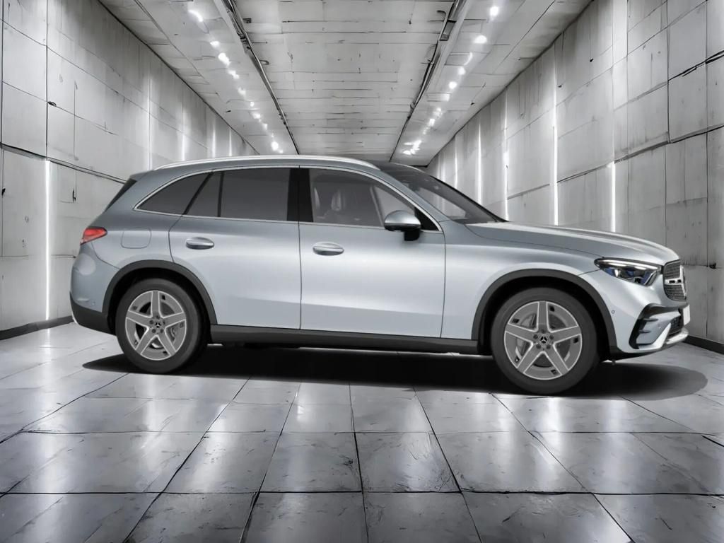 Mercedes-Benz GLC 300 d 4M AMG+AMBIENTE+DISTRO+MEMORY+MBUX+AHK