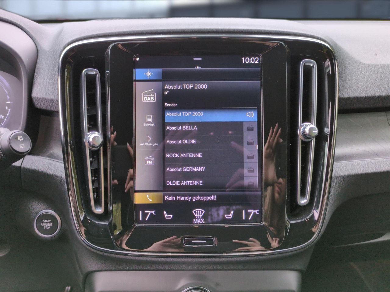 Volvo XC40 T4 Recharge R-Design Plug-In Hybrid 2WD LED