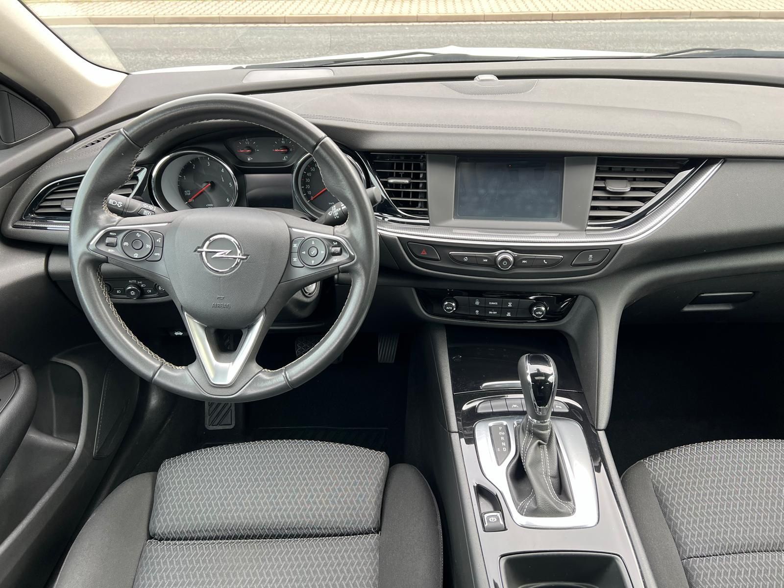 Opel Insignia 2.0 D Business Edition - Samsaru's Car Outlet