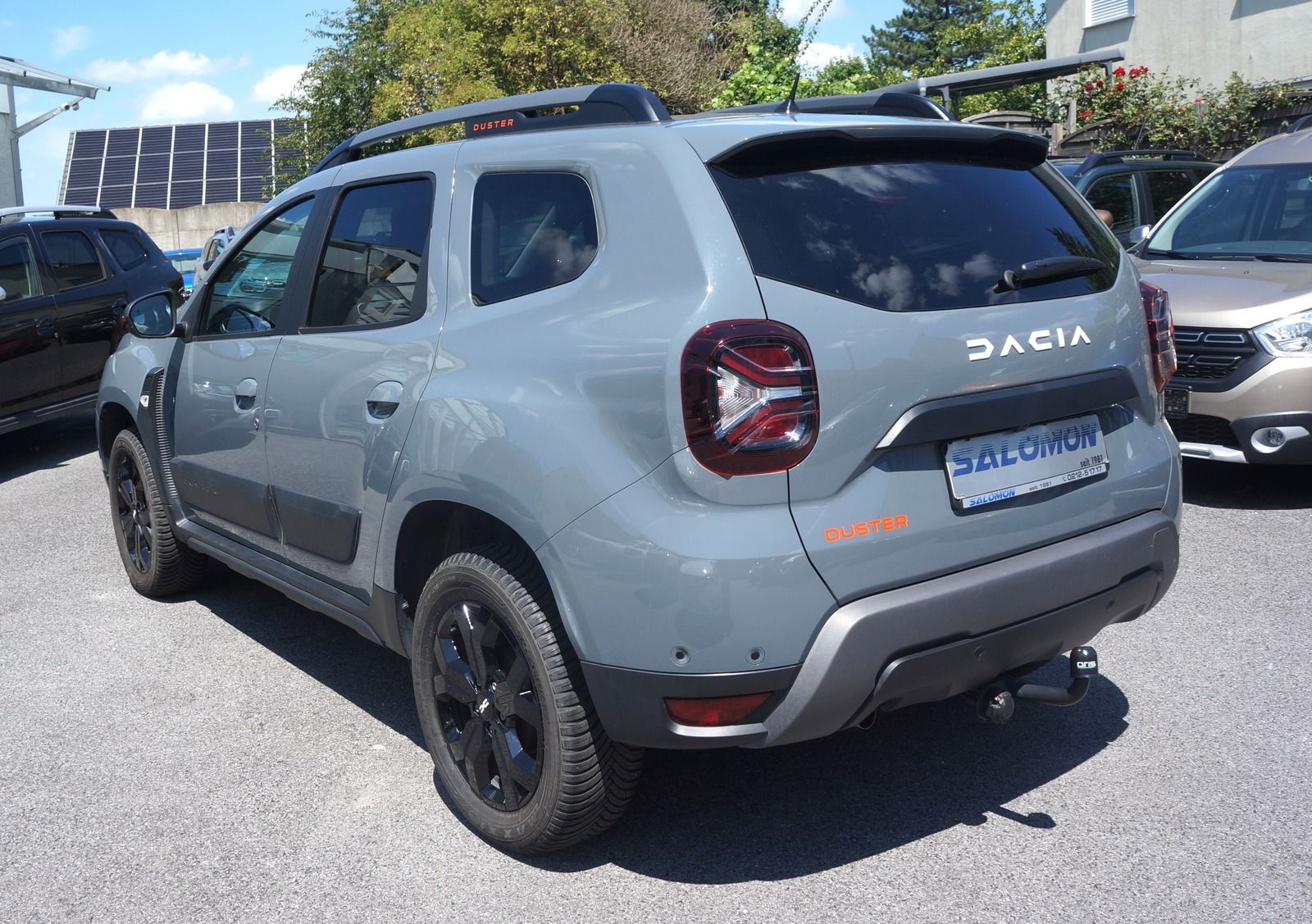 Dacia Duster TCe150AUTOM - Samsaru's Car Outlet