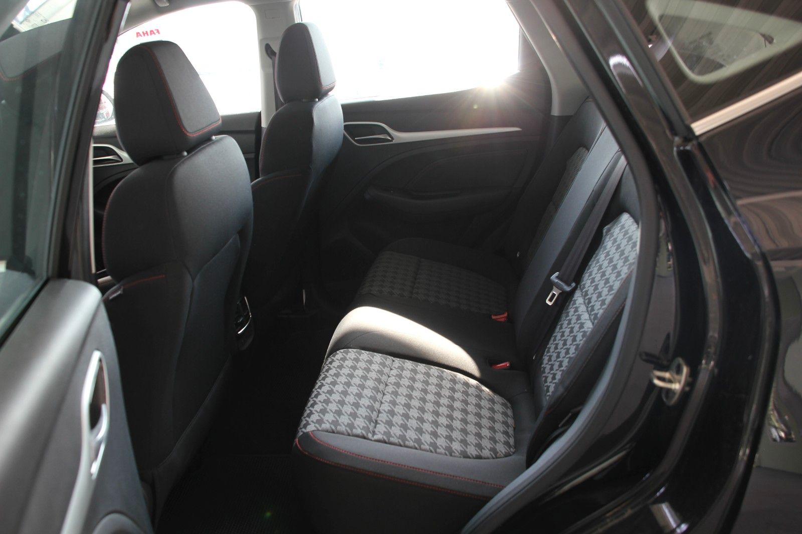 MG ZS EV Comfort Standard